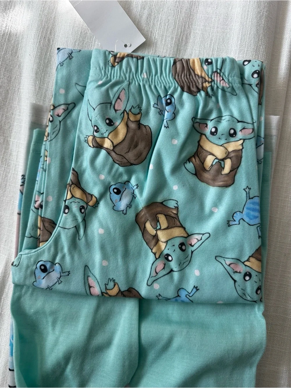 Kids' Baby Yoda Graphic Pajama Set